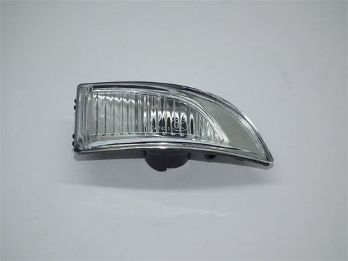 OEM URUNLERI Dis Dikiz Ayna Sinyali Sag Megane III Fluence